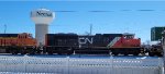 CN 8923 BNSF 8255